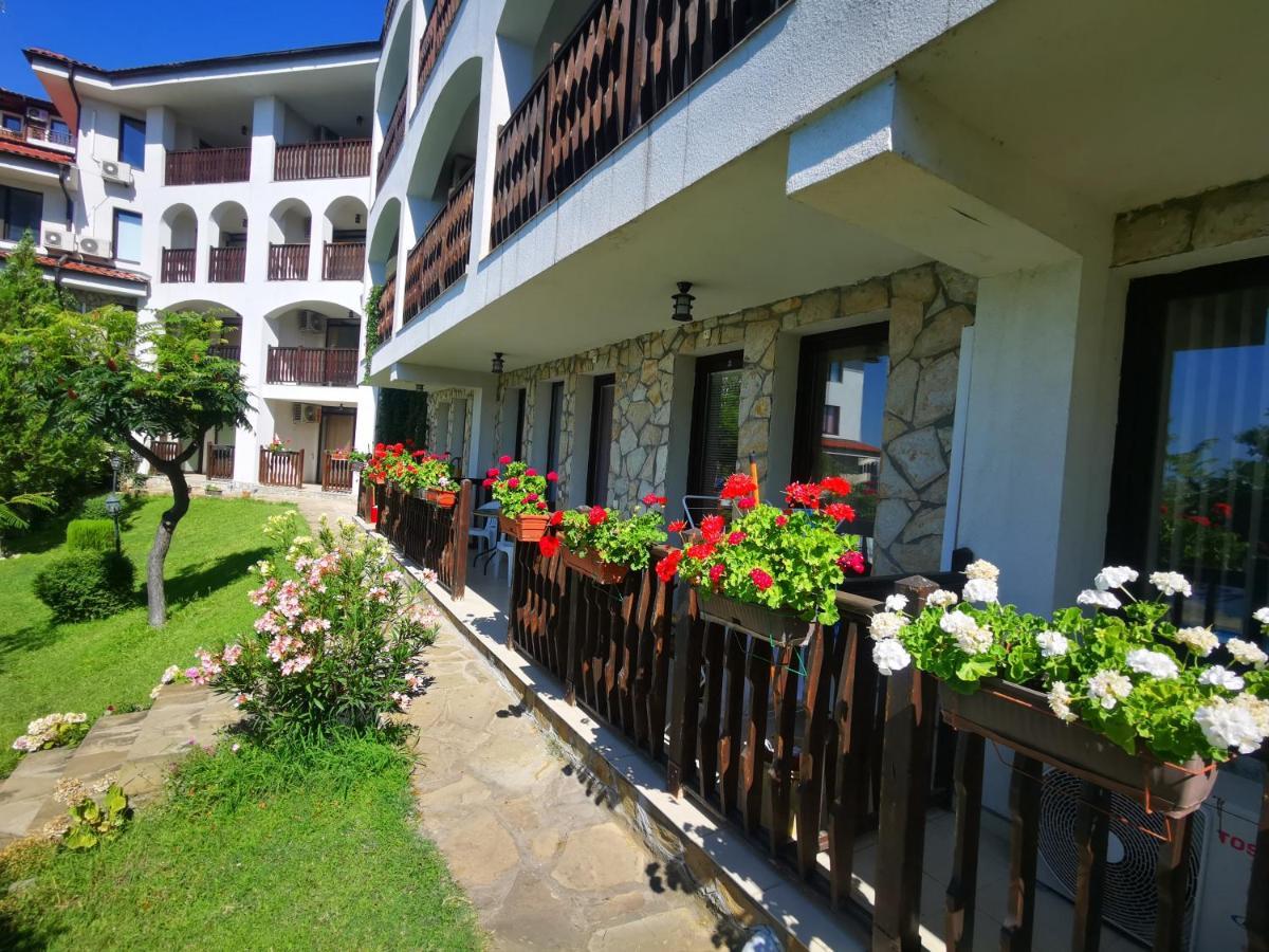 Marina Delfin Apartments - Top Location & Pet Friendly Szveti Vlasz Kültér fotó