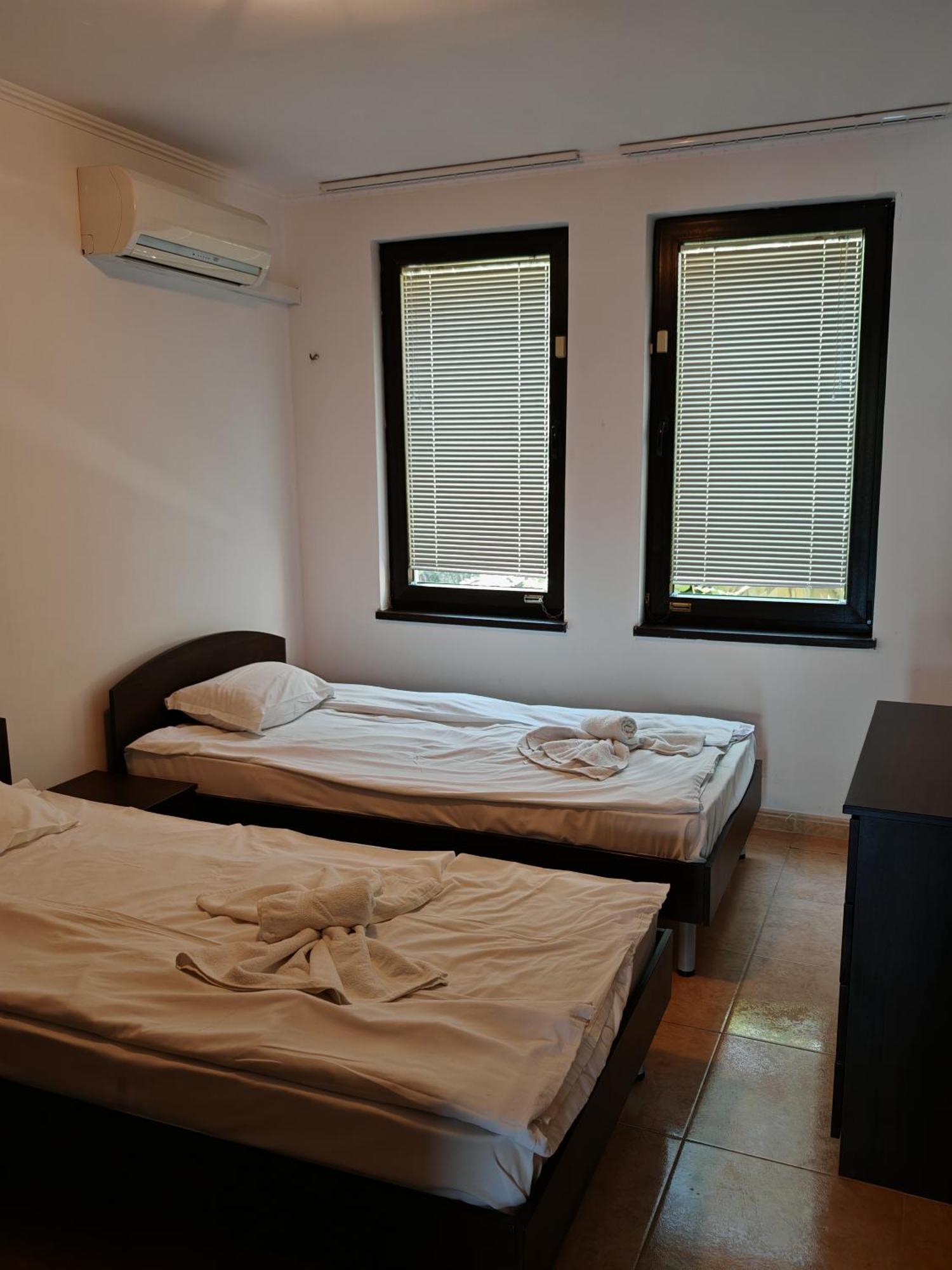 Marina Delfin Apartments - Top Location & Pet Friendly Szveti Vlasz Kültér fotó